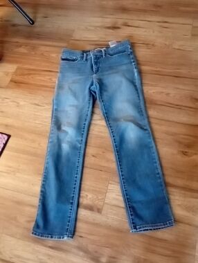 Levi's Women's Straight Leg Blue Jeans with Faded Wash